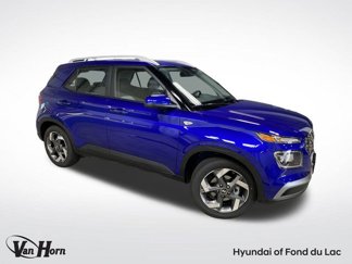 New 2025 Hyundai Venue SEL video 1