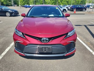 Used 2021 Toyota Camry LE image 1