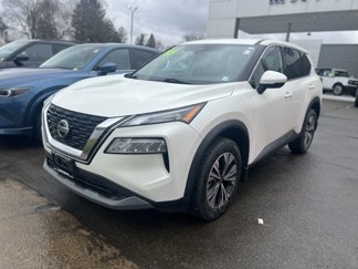 Used 2021 Nissan Rogue SV image 1