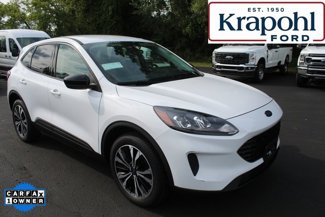 Used 2022 Ford Escape SE w/ SE Sport Appearance Package image 1