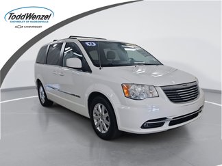 Used 2013 Chrysler Town & Country Touring image 1