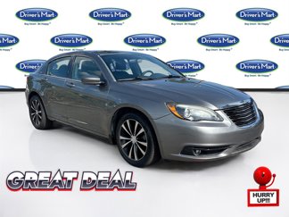 Used 2012 Chrysler 200 Touring image 1