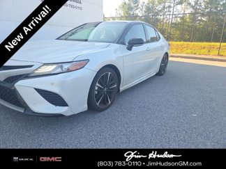 Used 2018 Toyota Camry XSE image 1