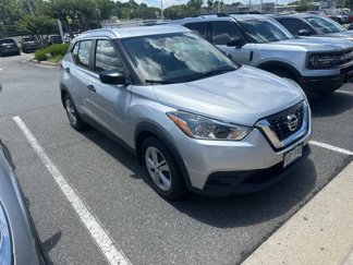 Used 2018 Nissan Kicks S image 1