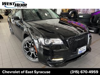 Used 2021 Chrysler 300 Touring L image 1