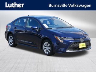 Used 2022 Toyota Corolla LE image 1
