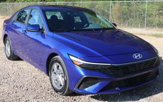 Certified 2024 Hyundai Elantra SE image 1