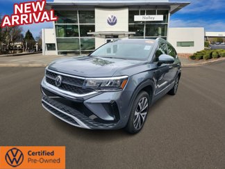 Used 2022 Volkswagen Taos SE image 1