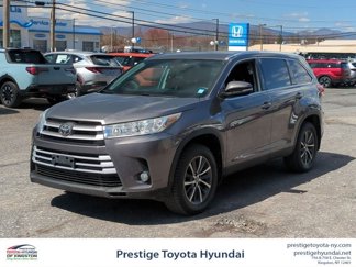 Used 2019 Toyota Highlander AWD V6 image 1