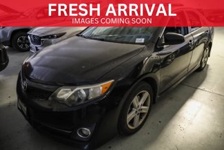 Used 2013 Toyota Camry SE image 1