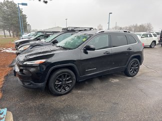 Used 2016 Jeep Cherokee Latitude image 1