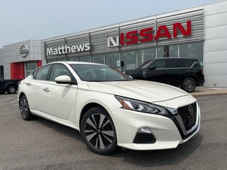 Used 2022 Nissan Altima 2.5 SV image 1