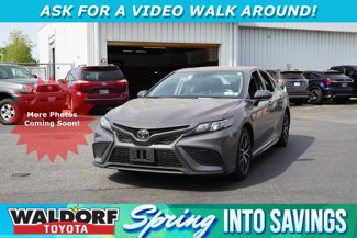 Used 2023 Toyota Camry SE image 1
