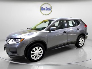 Used 2017 Nissan Rogue S image 1