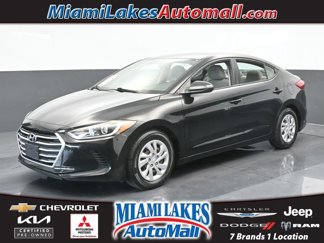 Used 2017 Hyundai Elantra SE image 1