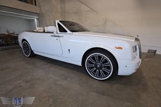 Used 2017 Rolls-Royce Phantom Drophead Coupe image 1