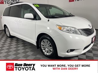 Used 2013 Toyota Sienna XLE image 1