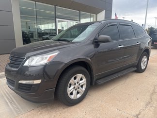 Used 2017 Chevrolet Traverse LS image 1