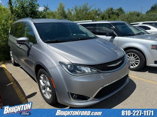 Used 2017 Chrysler Pacifica Touring-L Plus w/ Tire & Wheel Group image 1