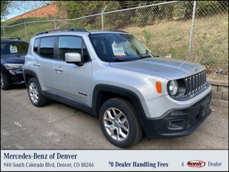 Used 2016 Jeep Renegade Latitude w/ Cold Weather Group image 1