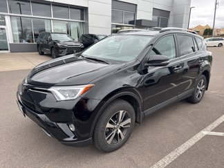 Used 2017 Toyota RAV4 XLE image 1