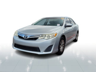 Used 2013 Toyota Camry LE image 1