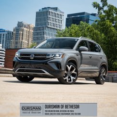 Certified 2022 Volkswagen Taos SEL w/ Panoramic Sunroof Package image 1
