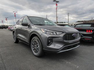 New 2025 Ford Escape SE image 1