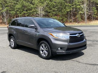 Used 2015 Toyota Highlander LE image 1
