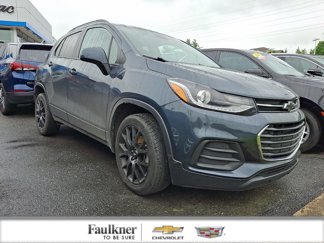 Used 2021 Chevrolet Trax LT w/ Sport Edition image 1