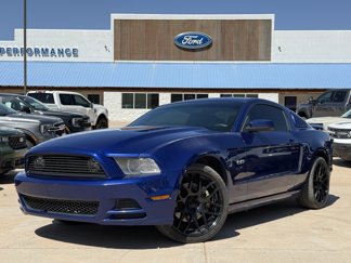 Used 2014 Ford Mustang GT image 1