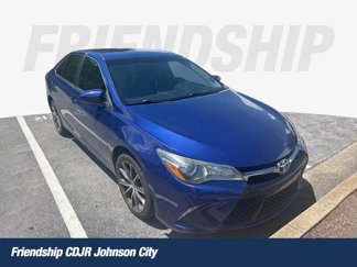 Used 2015 Toyota Camry XSE image 1