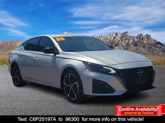 Used 2024 Nissan Altima 2.5 SR w/ SR Premium Package image 1