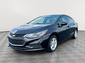 Used 2017 Chevrolet Cruze LT image 1