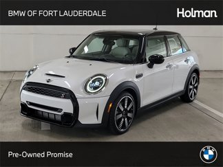 Used 2023 MINI Cooper S w/ Signature Upholstery Package image 1