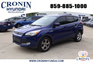 Used 2015 Ford Escape SE image 1