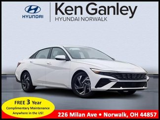 New 2025 Hyundai Elantra SEL image 1
