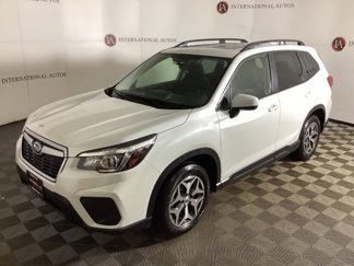 Used 2020 Subaru Forester Premium image 1