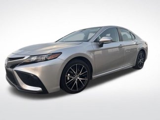 Used 2023 Toyota Camry SE image 1