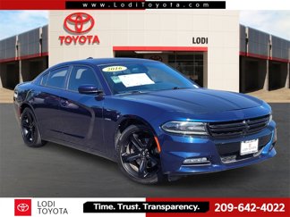 Used 2016 Dodge Charger R/T image 1