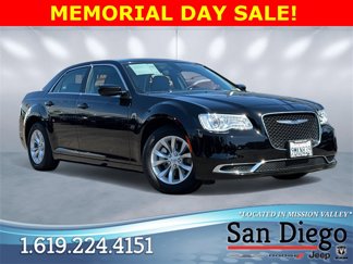 Certified 2023 Chrysler 300 Touring image 1