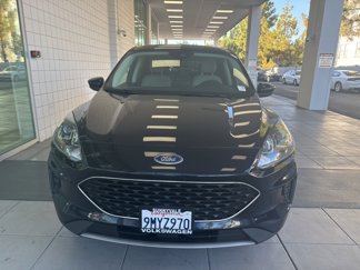 Used 2021 Ford Escape SE image 1
