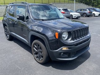 Used 2016 Jeep Renegade Latitude image 1