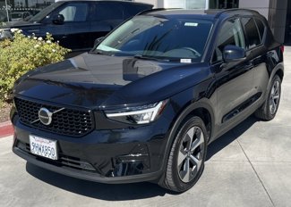 Used 2024 Volvo XC40 B5 Core w/ Protection Package Premier image 1