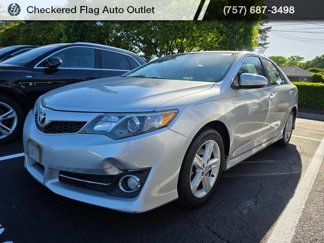 Used 2013 Toyota Camry SE image 1
