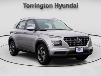 Certified 2024 Hyundai Venue SEL video 1