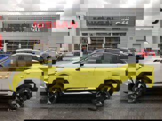 New 2025 Nissan Kicks SR image 1