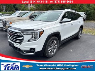 Used 2022 GMC Terrain SLT w/ Tech Package image 1