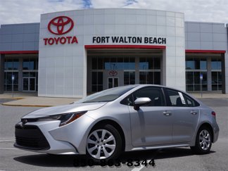 Used 2023 Toyota Corolla LE image 1