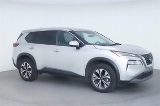 Used 2023 Nissan Rogue SV image 1